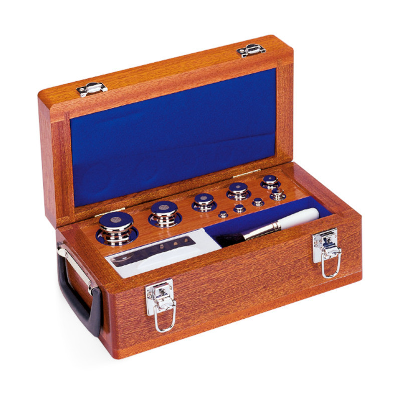 Cilíndrico con cámara de ajuste, juego (1 mg - 2 kg), caja de madera