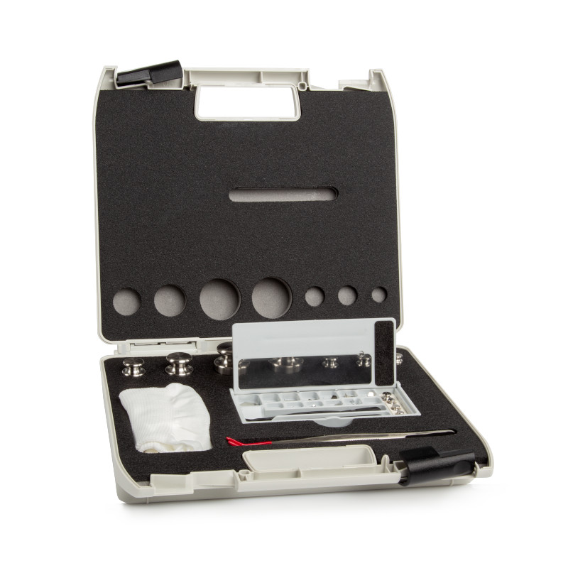 Cilíndrico con cámara de ajuste, juego (1 mg - 200 g), caja de plástico