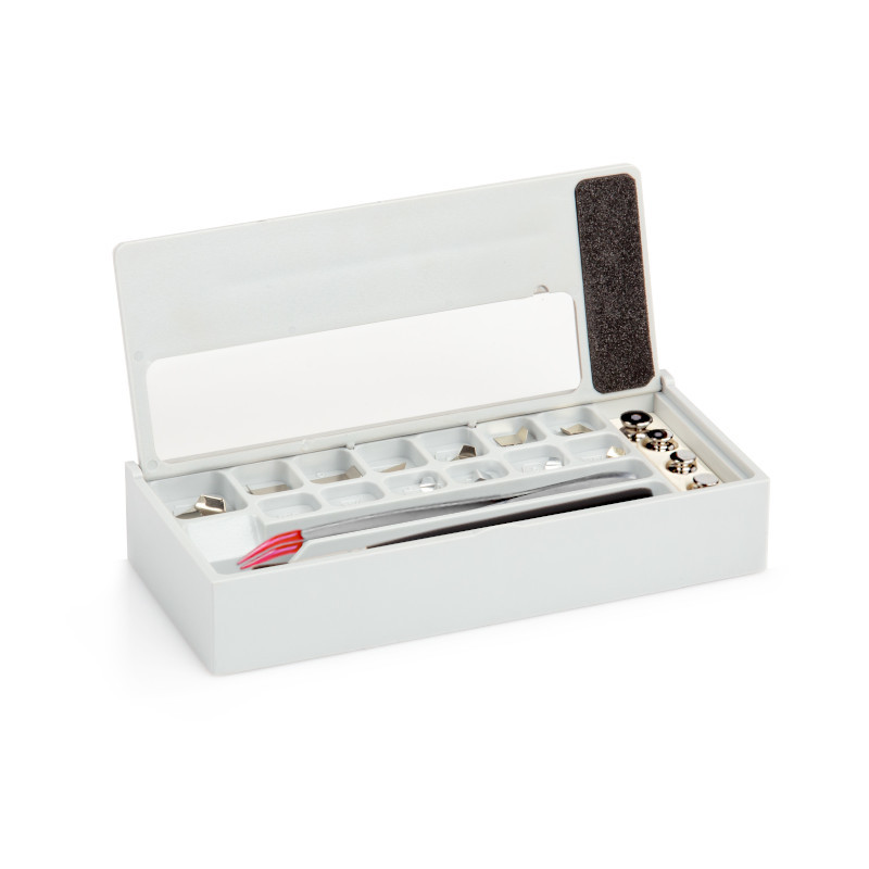 Cilíndrico con cámara de ajuste, juego (1 mg - 5 g), caja de plástico