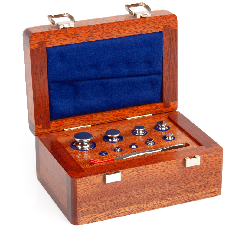 Cilíndrico, juego (1 g - 100 g), caja de madera
