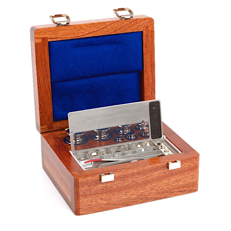 Cilíndrico, juego (1 mg - 200 g), caja de madera