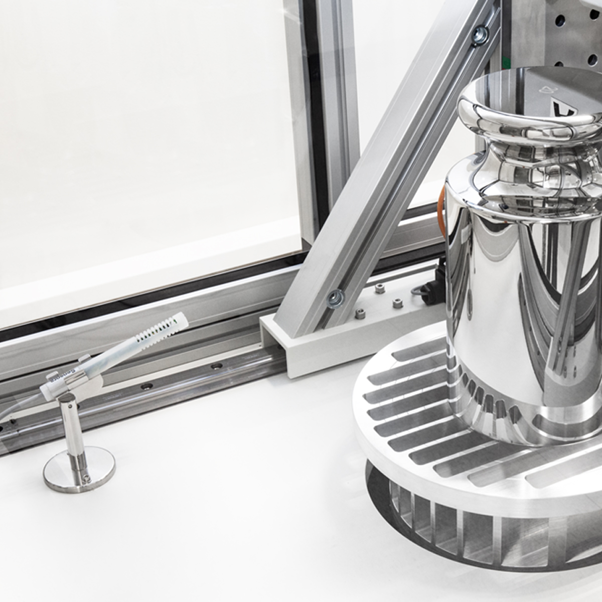 Comparador de masa automático AKM- 2/20